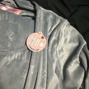 juicy couture 3 piece velour gray pajama and robe set